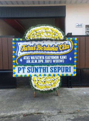 Papan Bunga Duka di Panjang Utara