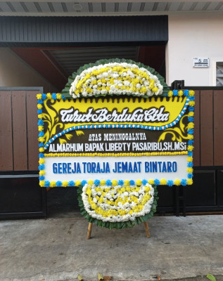 Papan Bunga Duka di Panjang Utara